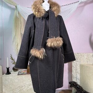 Vintage Wool Coat with Real Fur Trim – Espilon Canada – Size XS